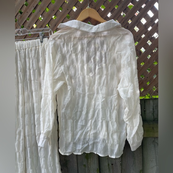 Nasty Gal Two Piece Sheer Seersucker Top and Pant Set - Picture 3 of 7